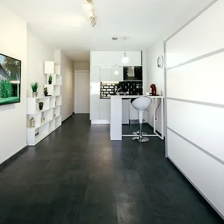 Beach Ground D-luxe Studio * Empuriabrava